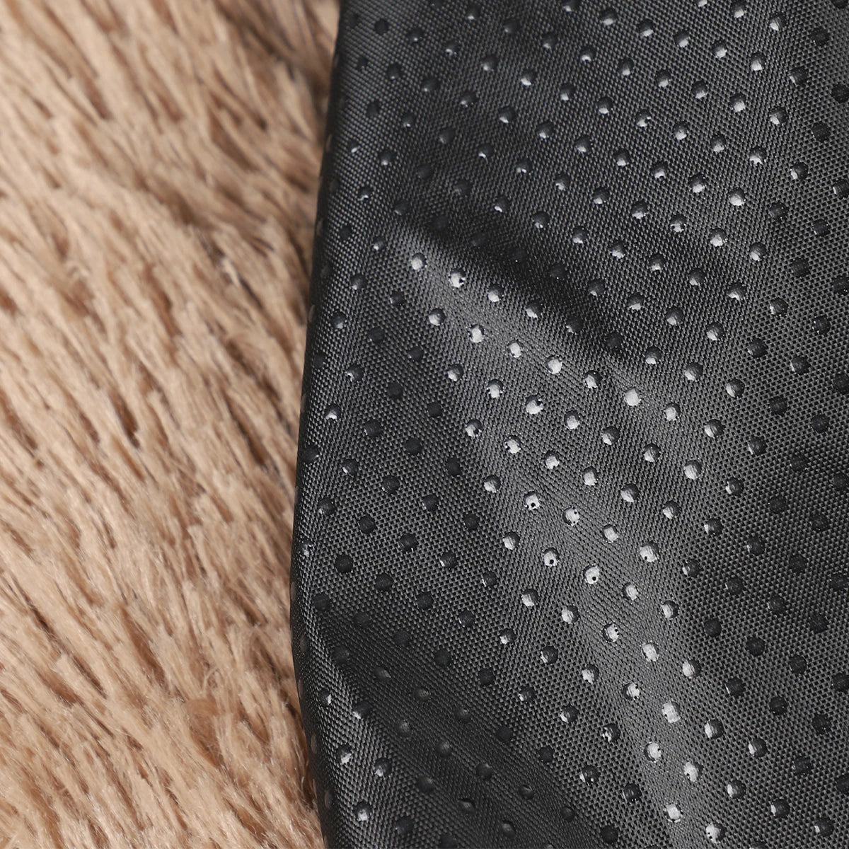 ROVÉ Plush Bed